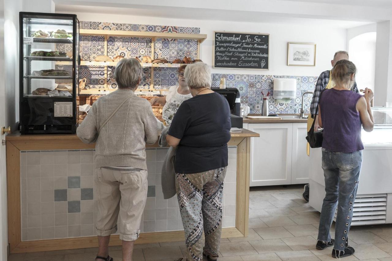 Kastanienhof Pfettrach Hotell Altdorf  Exteriör bild